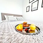 Victoria Old Town Apartment