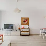 Golden Apartments&K21-7