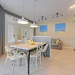 Dom & House Apartment Neptun Park Comfort