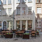 Happiness - Old Town Garbary