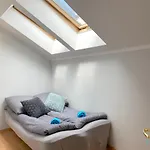 Bonjour Room