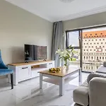 Mira Apartments