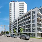 Sea View Letnica Tower & Sea View By Downtown Apartments