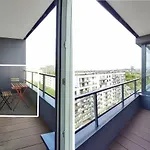 Modern Apartment In Zaspa Vvita