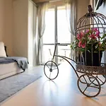 Cozy Central Apartment: Old Town/Main Station