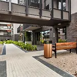 Uroczy Apartament w Centrum Starego Miasta