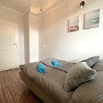 Umbrella Room