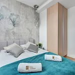 Diamond Suites - Sea View