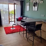 Mint And Cherry Apartament