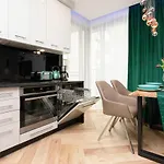 Klimatyczny Apartament W Centrum Gdanska