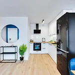 Hello Apartments Bzowa
