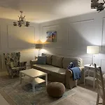 Uroczy apartament nad Motławą, miejsce parkingowe w strzeżonej hali