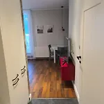 Apartament 3-Osobowy Z Miejscem Parkingowym W Swietnej Lokalizacji