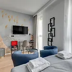 City Center Garden Gates Boutique By Downtown Apartments