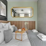 City Center Garden Gates Apartments & Free Parking By Downtown Apartments