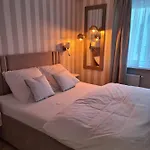Grand Royal Apartment Premium