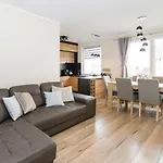 Carmel Rentyear Apartments