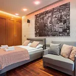Broadway - Neptun Park By Oneapartments