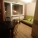 Na Trawki 15 Minut Od Lotniska Przy Pkm Niedzwiednik