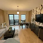 Emi River Apartment