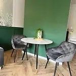 Emerald Apartments