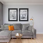 Stylish Atol Apartment With Free Parking In The Heart Of Gdansk By Noclegi Renters
