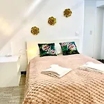 Old Town Wind Rose- Luxury Apartments Gdansk- Granaria