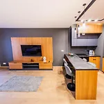 Euro Riverside Luxury Apartment 2