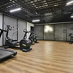 Business District Studio Apartments Slaska By Renters