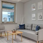Rezydencja Marina Seaside & Free Parking By Downtown Apartments