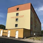 Apartamenty Hallera