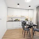 *Soft Home 3 Pokoje Obok Starowki*