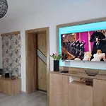 Apartament Rodzinny Domino - Plaza Jelitkowo - Ergo Arena - Azw Gdansk