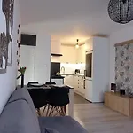 Apartament Rodzinny Domino - Plaza Jelitkowo - Ergo Arena - Azw Gdansk
