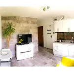Hello Apartments Broniewskiego Miejski 400 M Do Plazy