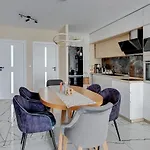 Wave Apartments-Gold Exclusive