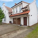 Villa Walecznych