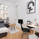 City Centre & Cosy Apartment By Noclegi Renters