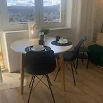 Cozy Apartment Next To The University And Olivia Business Center