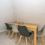 Bh Properties, Apartament Wood
