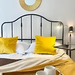 Garncarska Apartment Old Town City Center