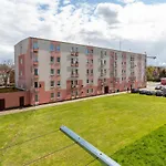 Dworska Apartment Close To The Beach