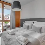 Downtown Apartments Aura II