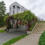 Nadmorski Dwor By Grand Apartments