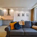 Citystay Old Town Gdansk Apartment