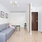 Comfy Studio - 10\' Walk To The See !