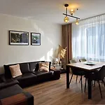 City Nest Gdansk - Apartamenty Parkingiem