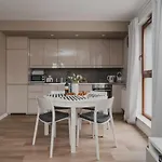 Totu Home Waterlane Island Apartments