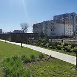Good Vibes Apartment