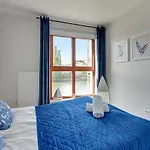 Waterlane Island Hostel&Apartments
